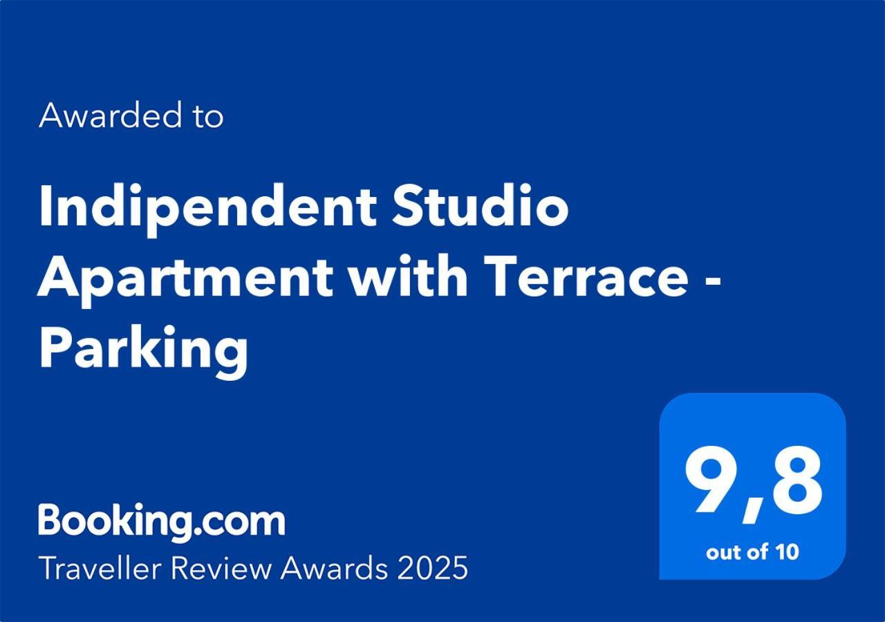 Indipendent With Terrace - Parking Florença